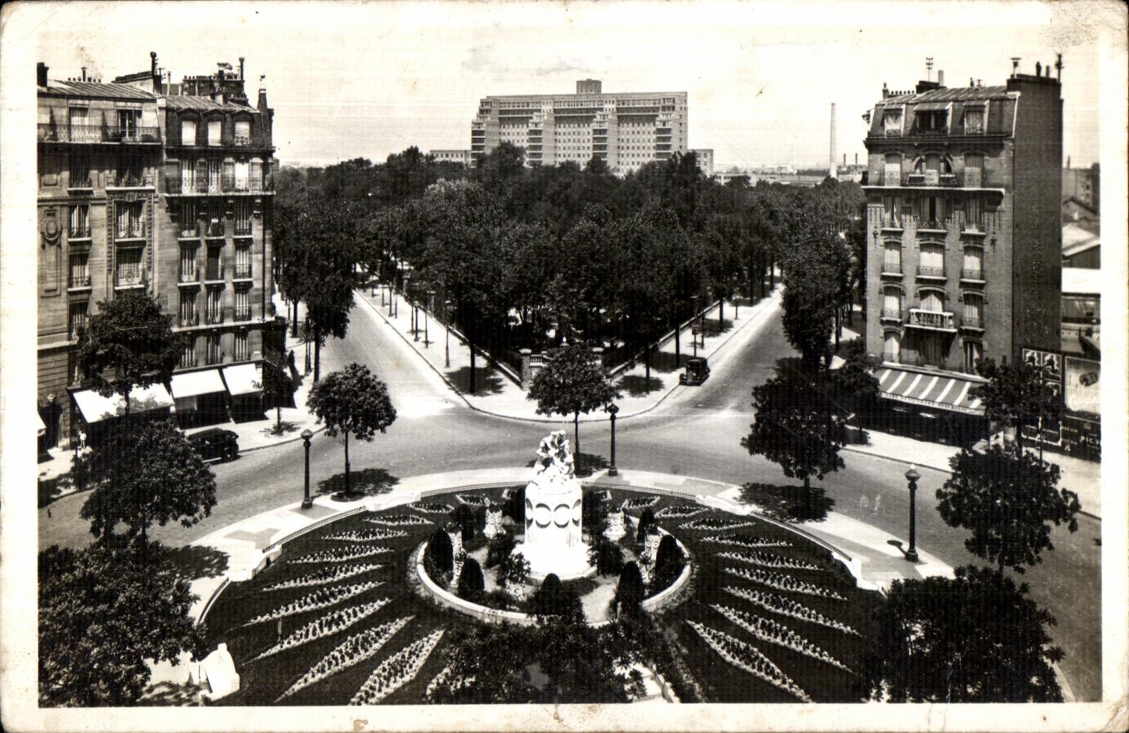 Clichy - Place de la Republique parc Salengro et hopital Beaujon - CPA