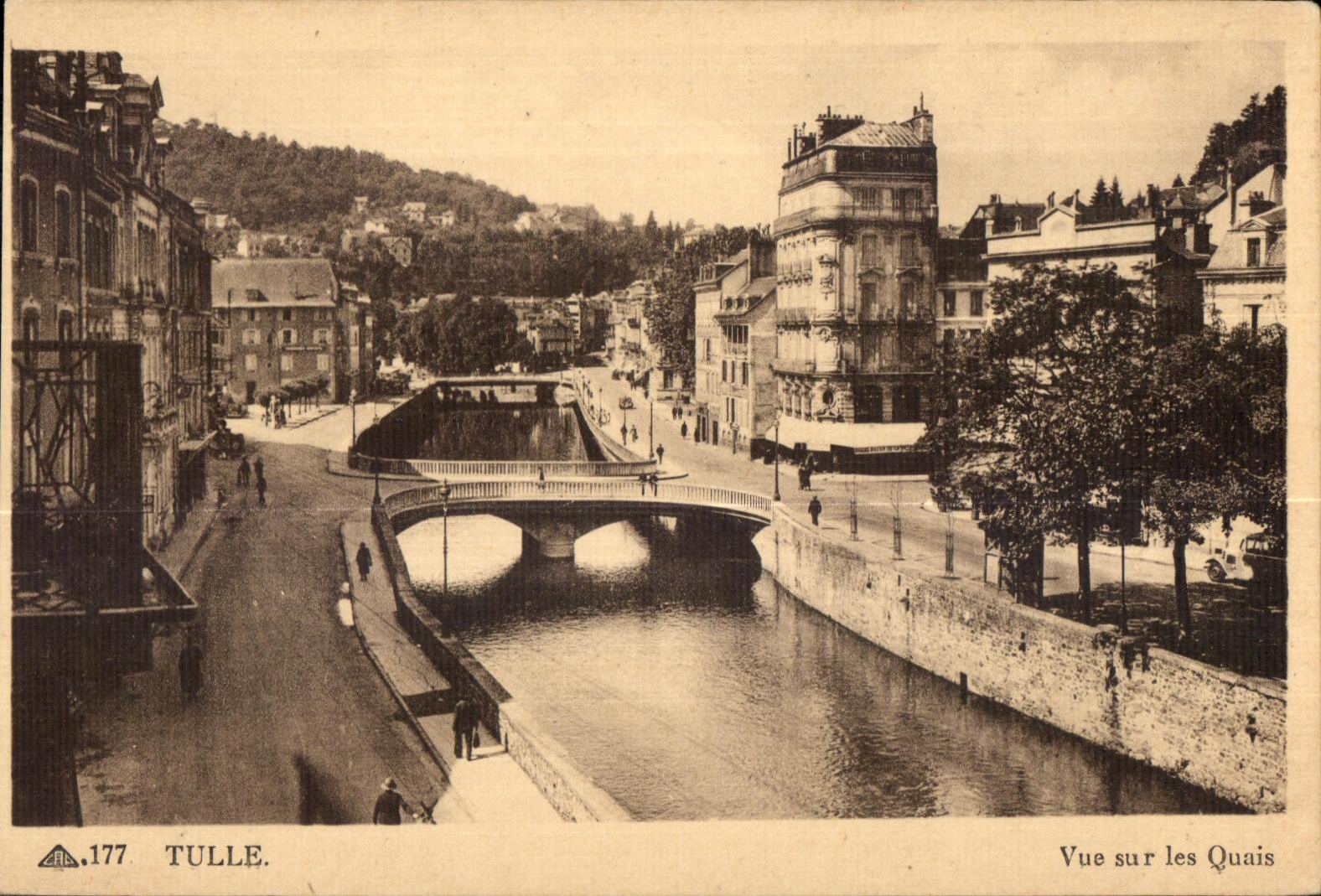 Tulle - Vue sur les Quais - CPA 