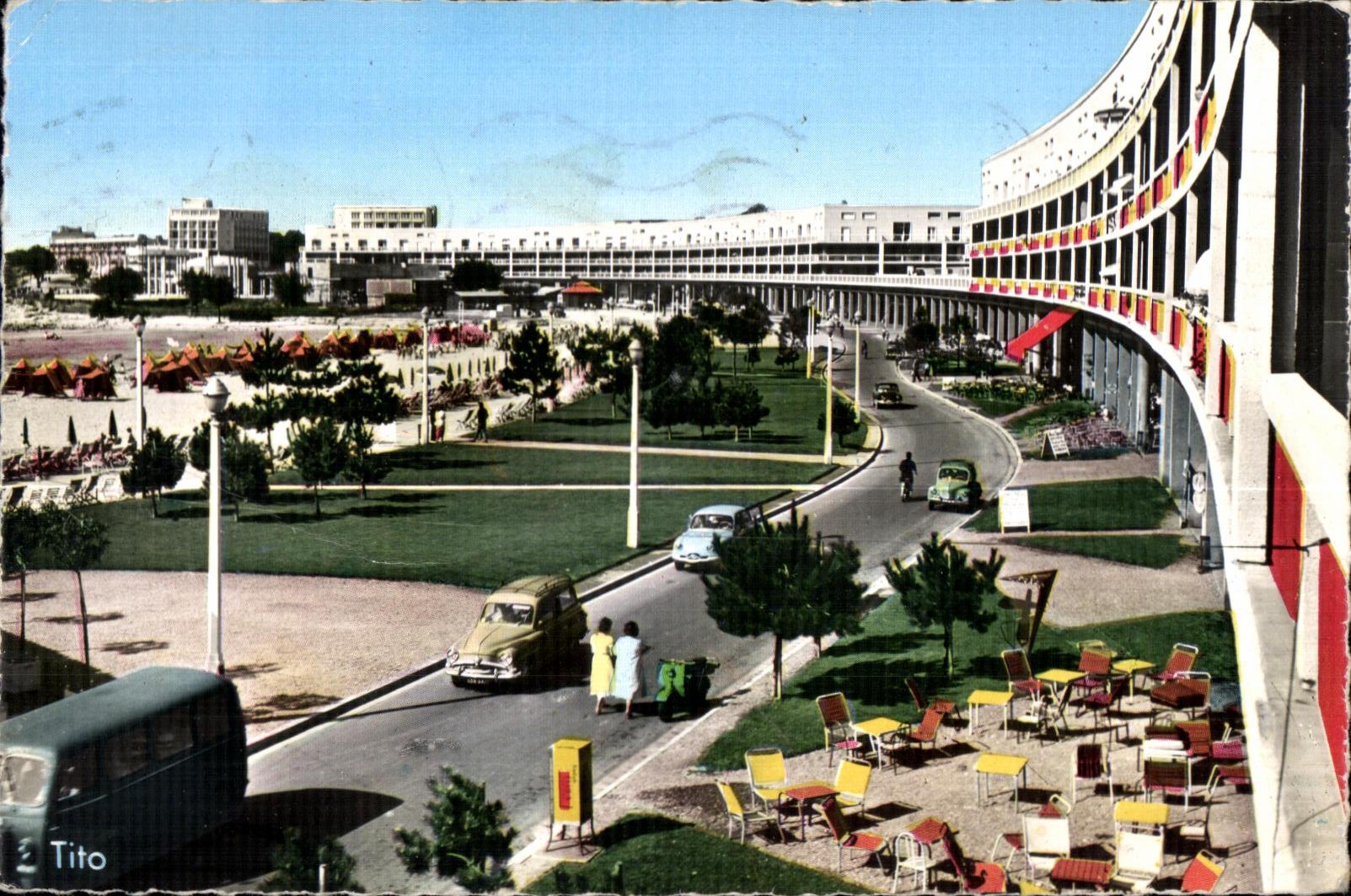 CPSM Royan Le Front de Mer et ses jardins