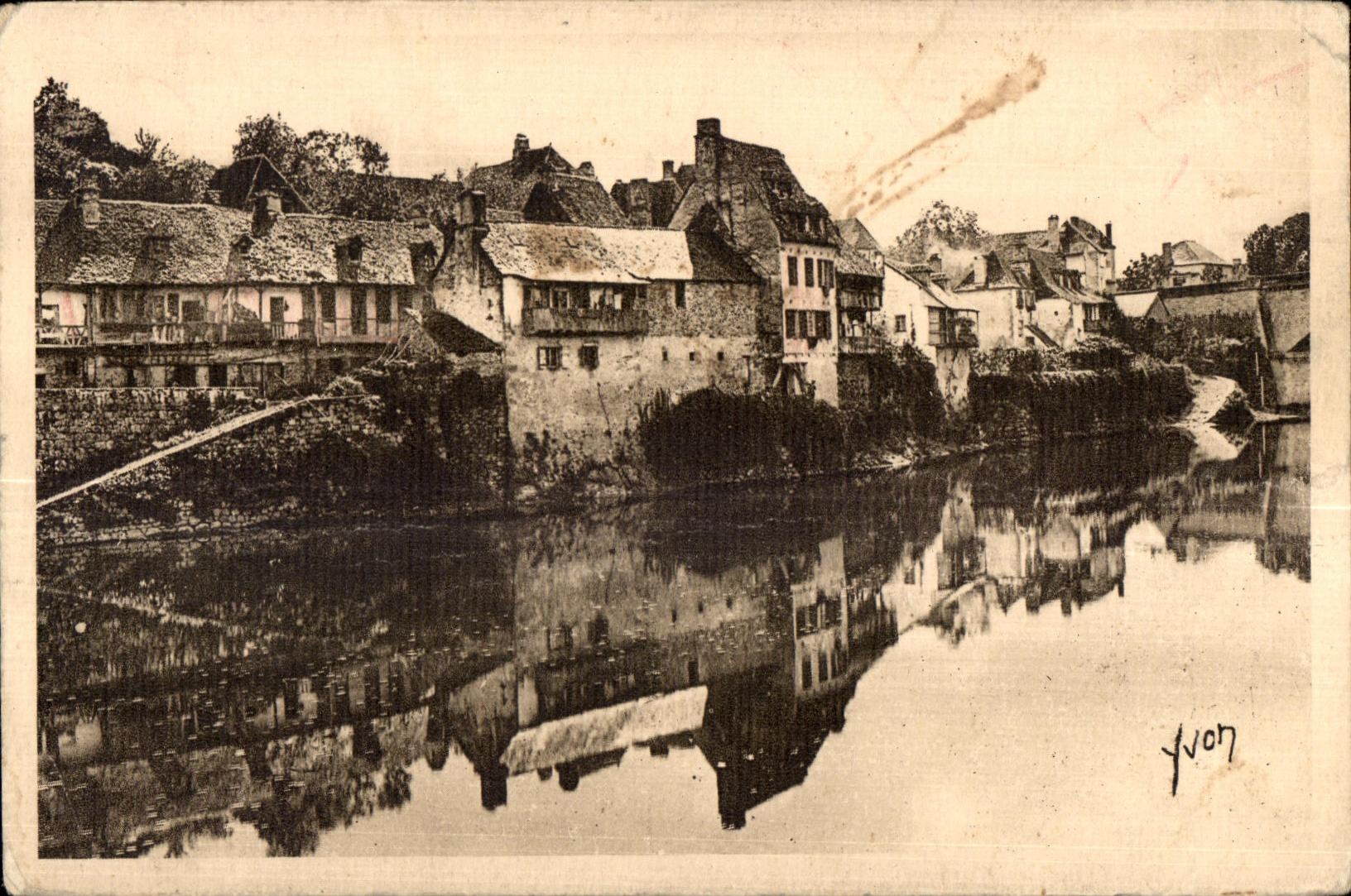CPA Argentat (Correze) La Dordogne