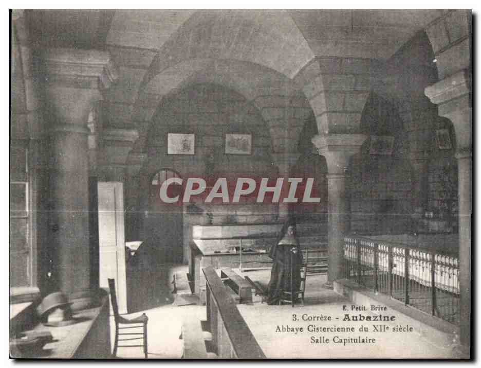 Abbaye Cistercienne d'Aubazine - Salle Capitulaire du XIIe siècle — E. Petit, Brive, n°3