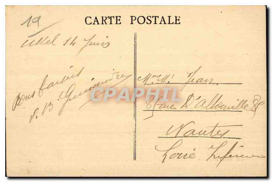 CPA La Correze illustree Ussel Place Voltaire L Aigle romaine — Rückseite
