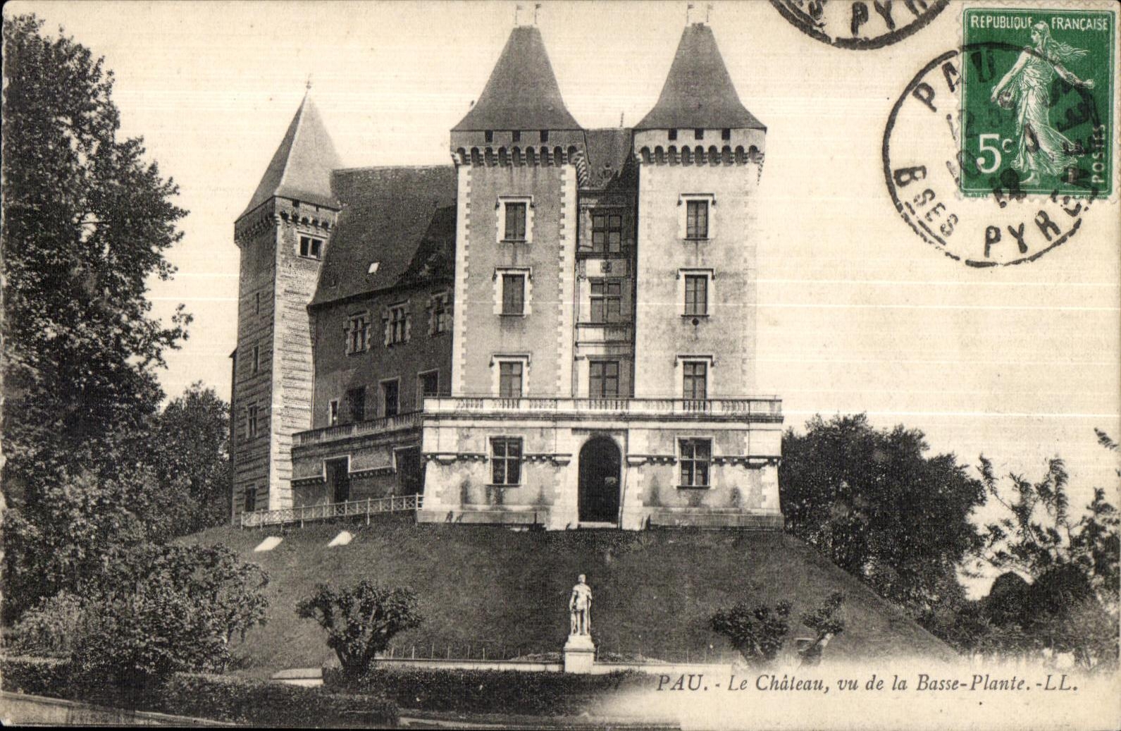 Pau - Le Château, vu de la Basse-Plante — LL éditeur