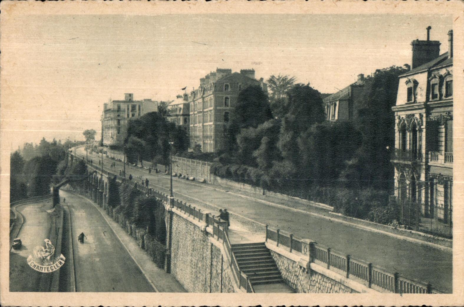 Chantecler — Ansicht der Straße und Gebäude — Edition Chantecler