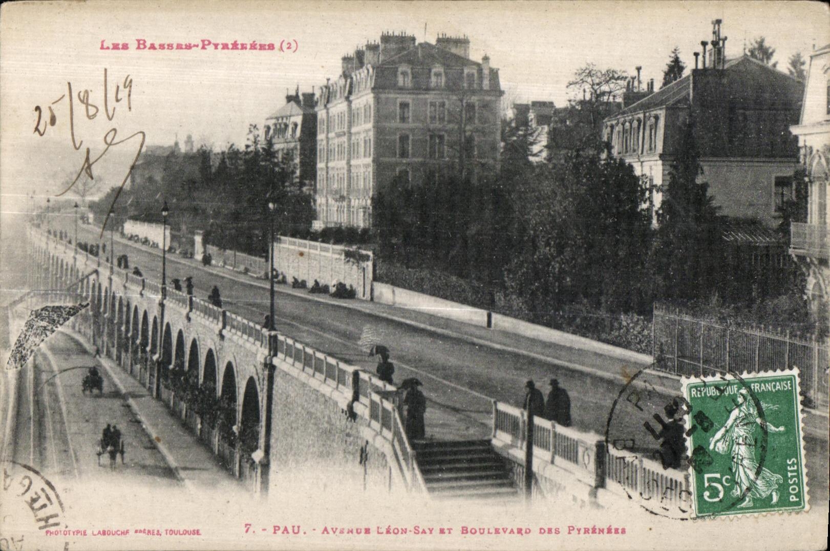 CPA Pau Avenue Leon Say Et Boulevard Pau Pyrenees