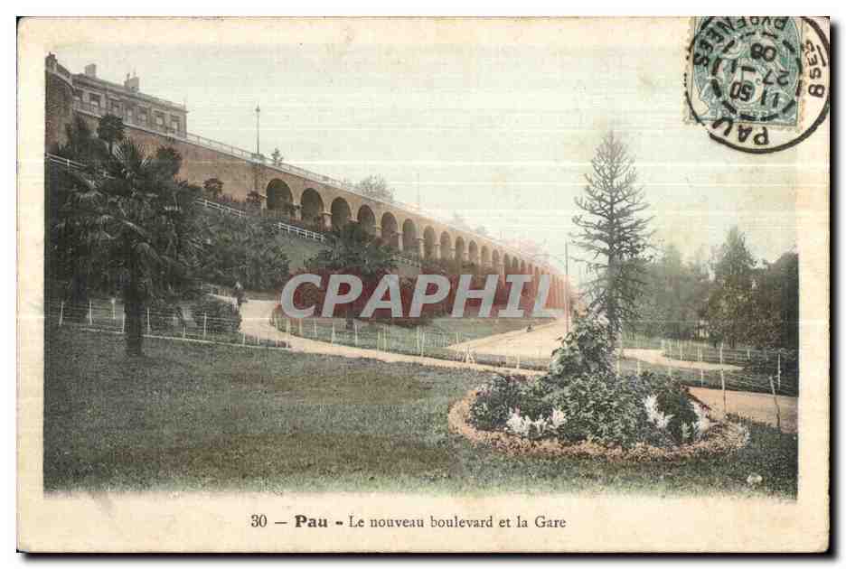 CPA Pau Le nouveau boulevard et la Gare