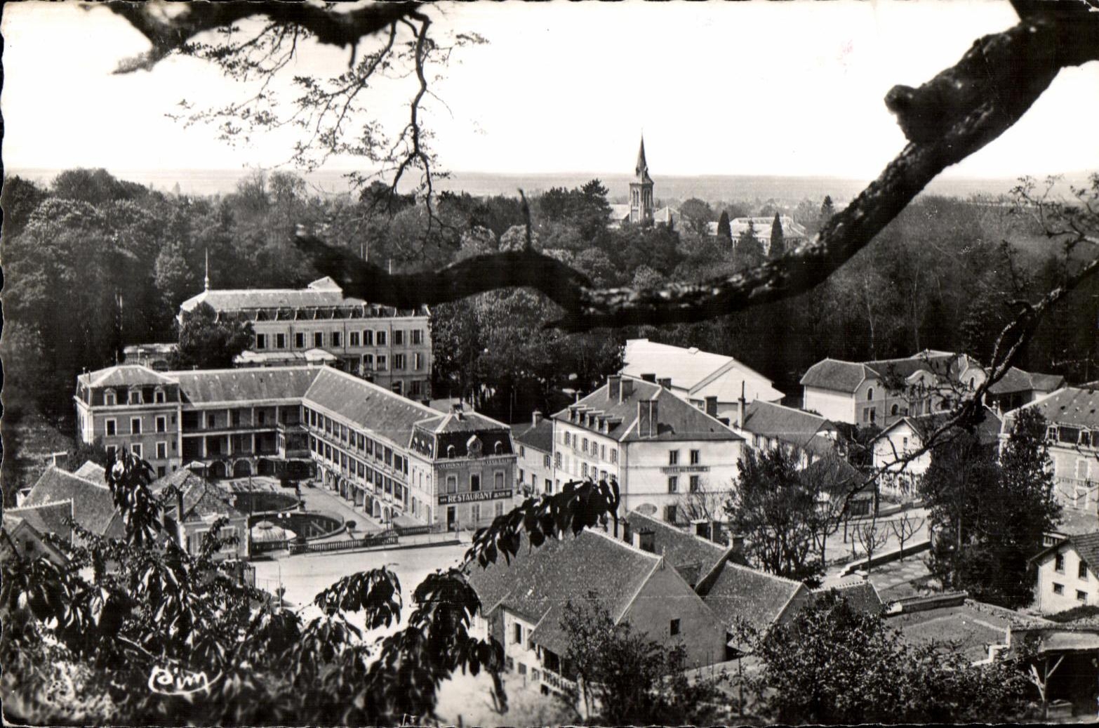 Bourbon-Lancy Thermal — Vue générale de l'établissement thermal — Phot. Laim