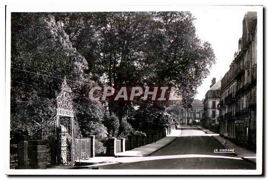 Luxeuil les Bains - Avenue des Thermes - CPA 