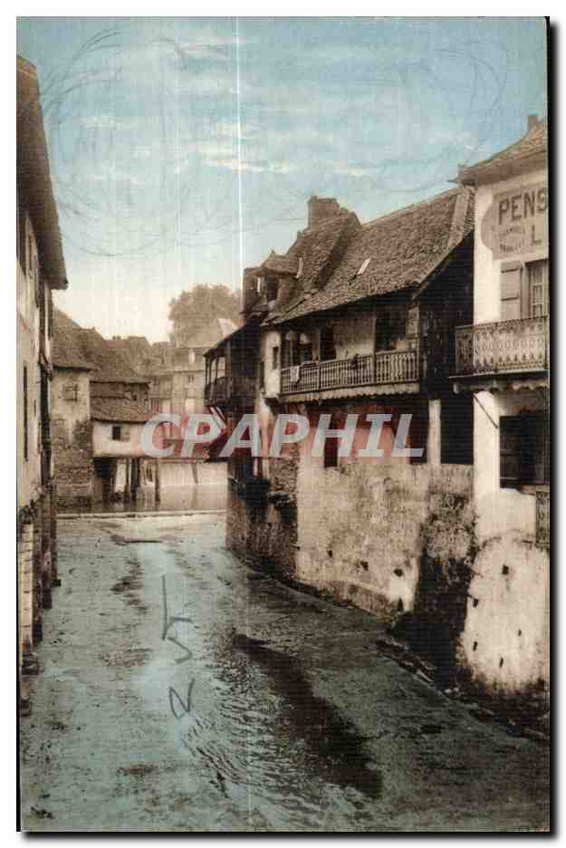 Salies-de-Béarn — Vieilles Maisons au bord du Saleys — R. Bergevin, éditeur