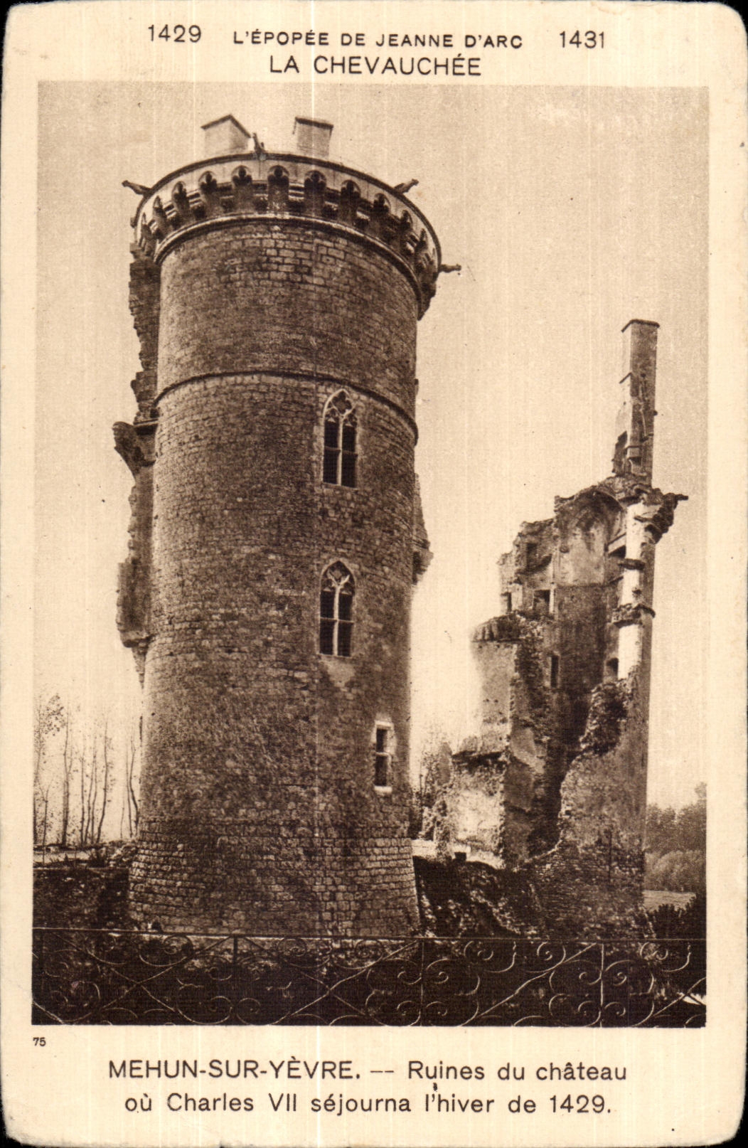 CPA Mehun Sur Yevre Ruines du Chateau ou Charles VII sejourna I hiver de
