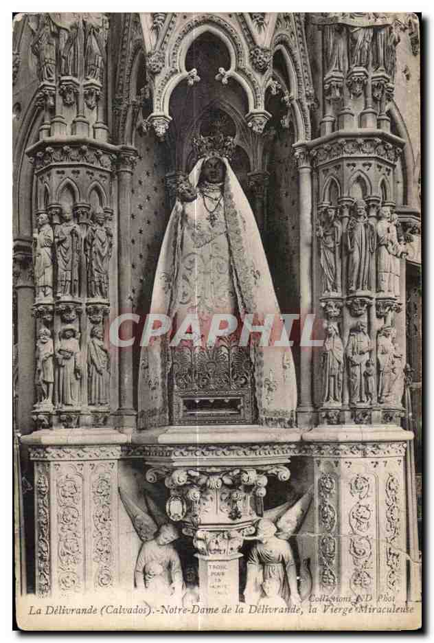 CPA La Delivrande (Calvados) Notre Dame la Delivrande la Vierge Miraculeuse
