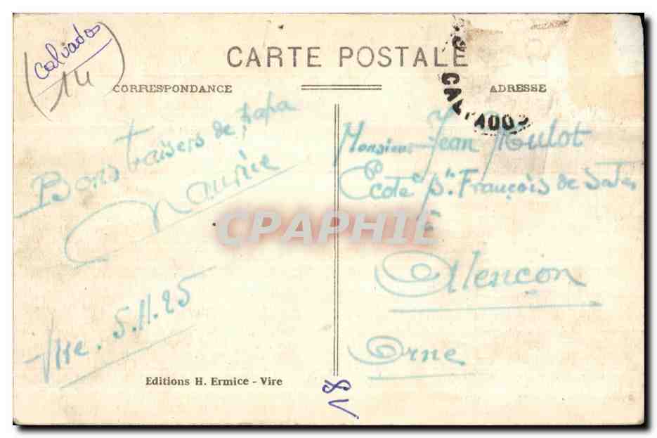 CPA Vire L Eglise Notre Dame (des XIII XIV XV et XVI siecles autel en pierre du XV s Chaire de Dans I une des Chapelles  — Rückseite