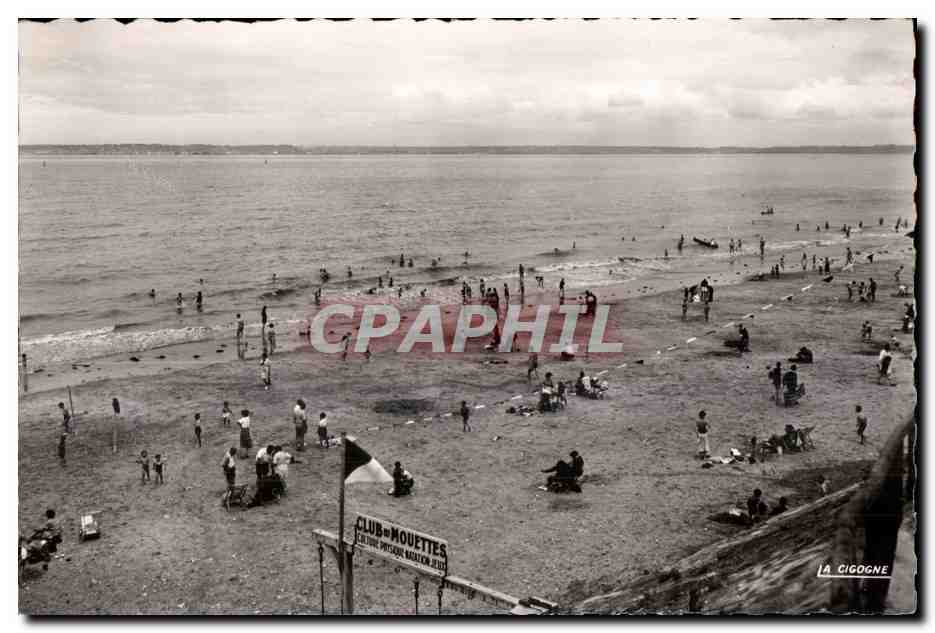CPSM Villerville (Calvados) La plage au club d enfants