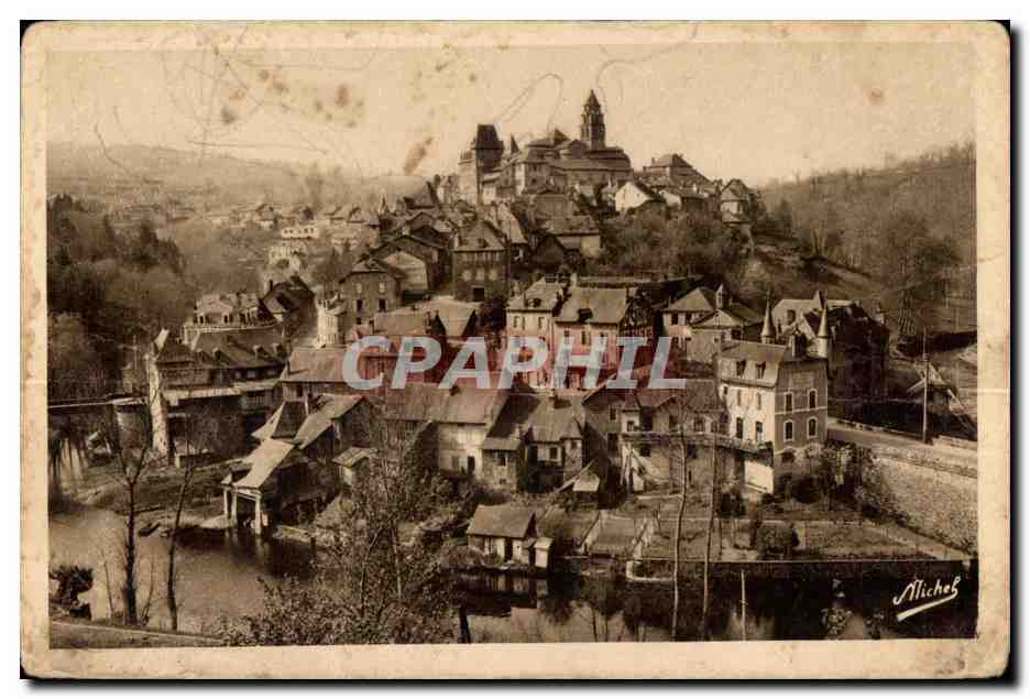 CPA Uzerche La Perle du Limousin Route de Paris Brive Toulouse Vue generale Boucle de la Vezere