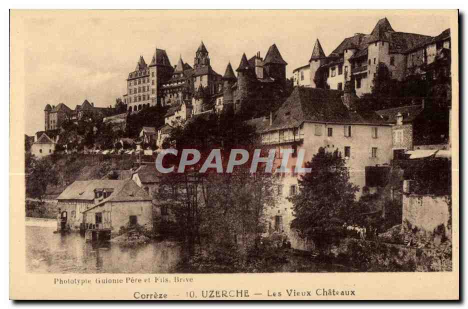 CPA Correze Uzerche Les Vieux Chateaux