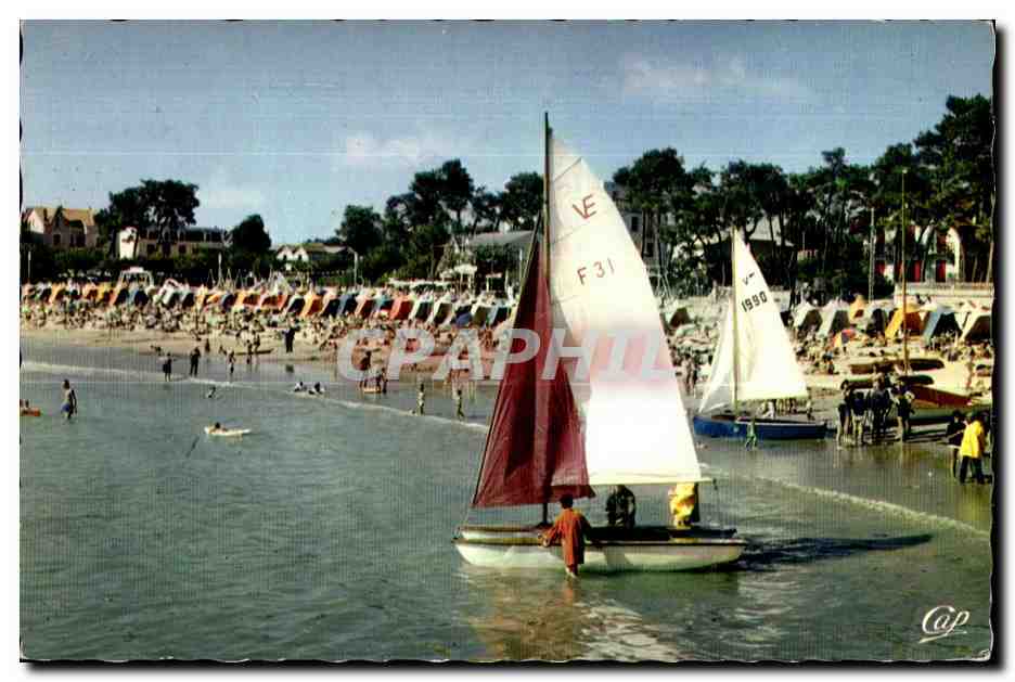 CPSM Saint palais sur mer la plage a maree haute Catamaran