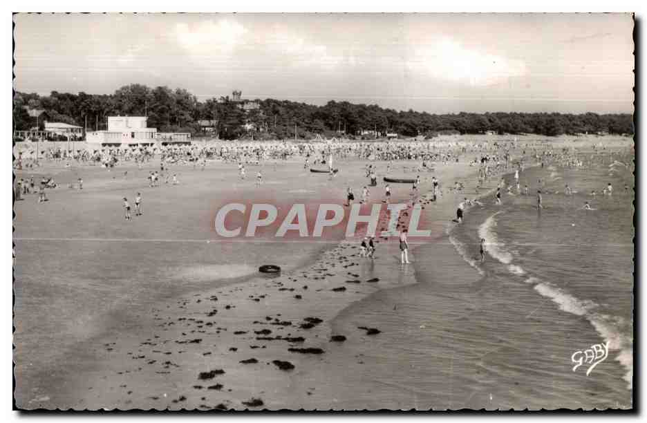 Plage bondée — vue aérienne — GBBY