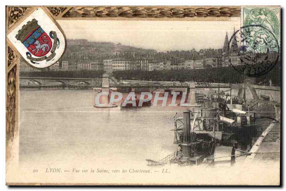 CPA Lyon Vue sur la Ssaone Vers Les Charteux Bateaux 