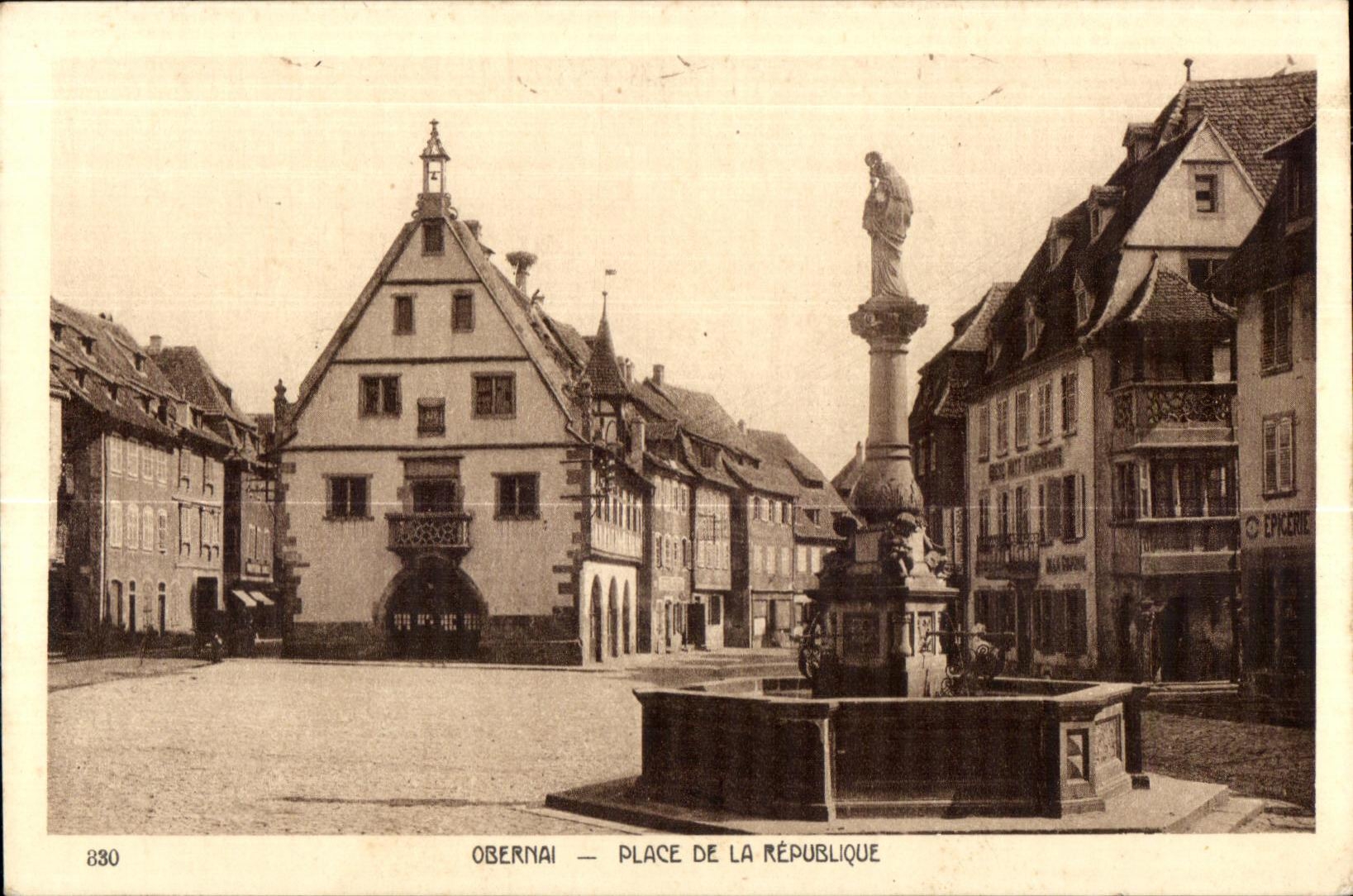 Obernai — Place de la République — éditeur BRAUN & Cie, n° 830