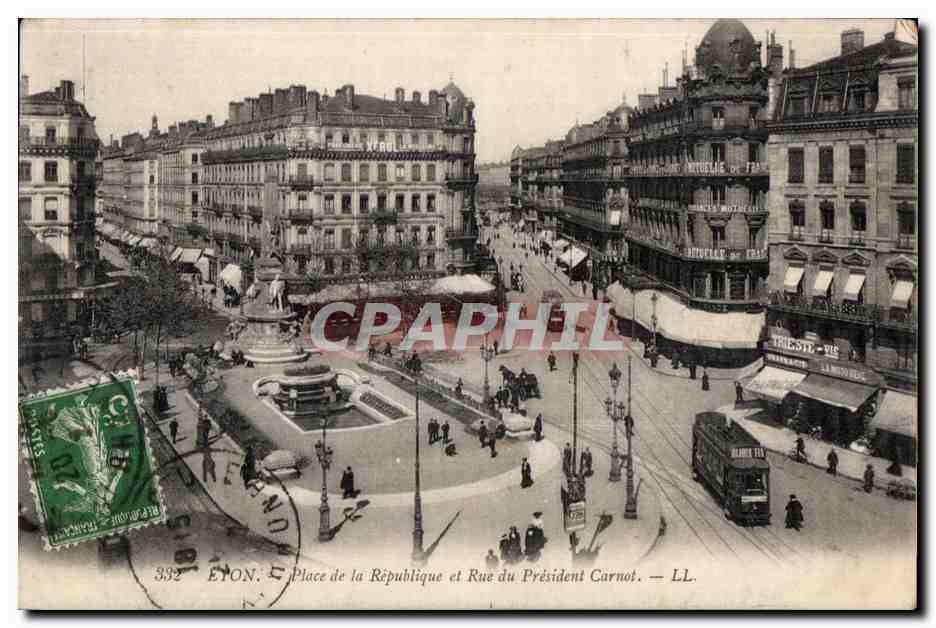 EYON: Place de la République et Rue du Président Carnot — LL.
