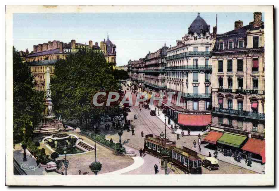 CPA Lyon (Rhone) Place de la Republique Monument Carnot et Rue President Carnot