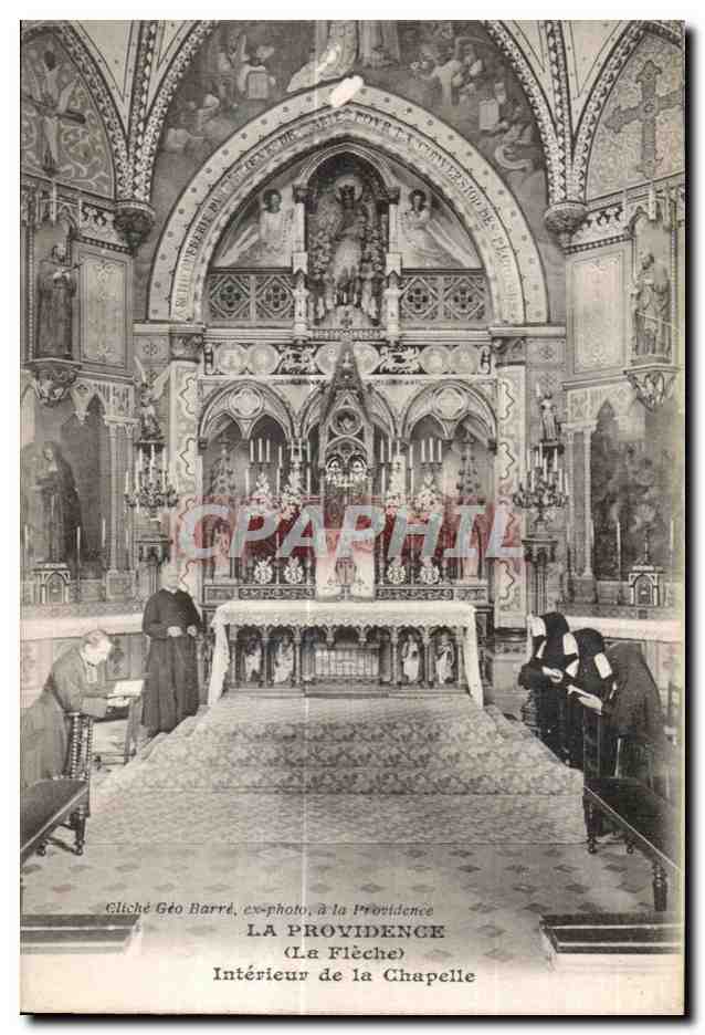 CPA (La Fleche) La Providence Interieur de la Chapelle