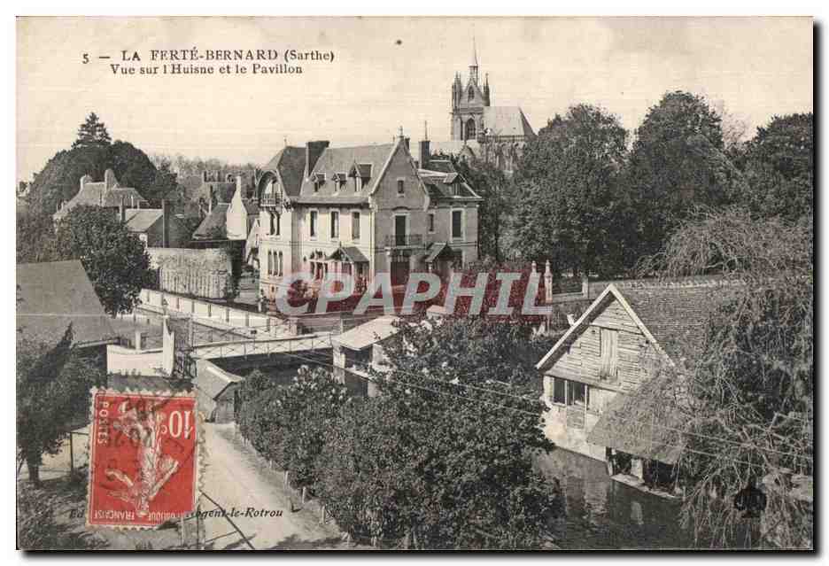 CPA La Ferte Bernard (Sarthe) Vue sur I Huisne et le Pavillon