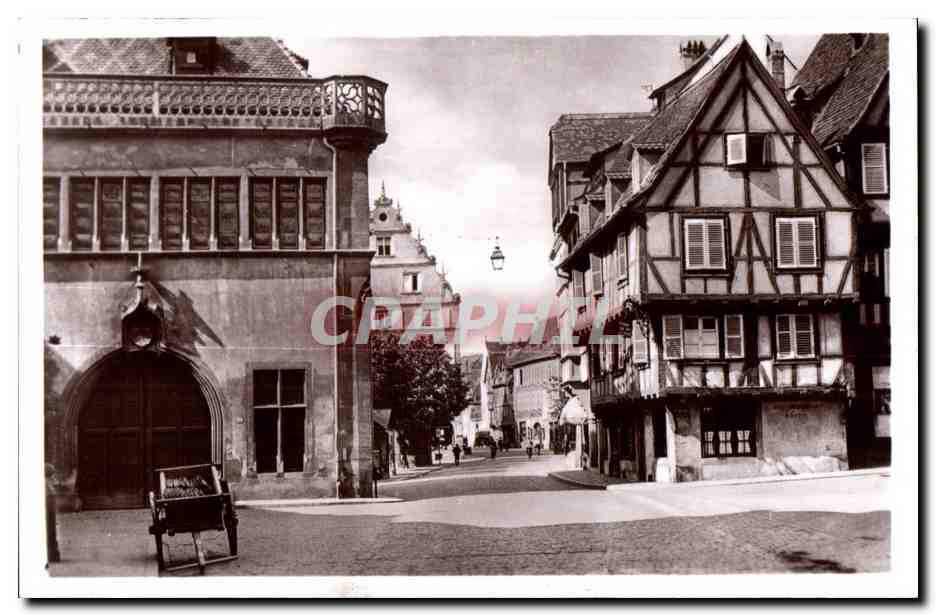 Porte de la ville — vue de rue — CPA