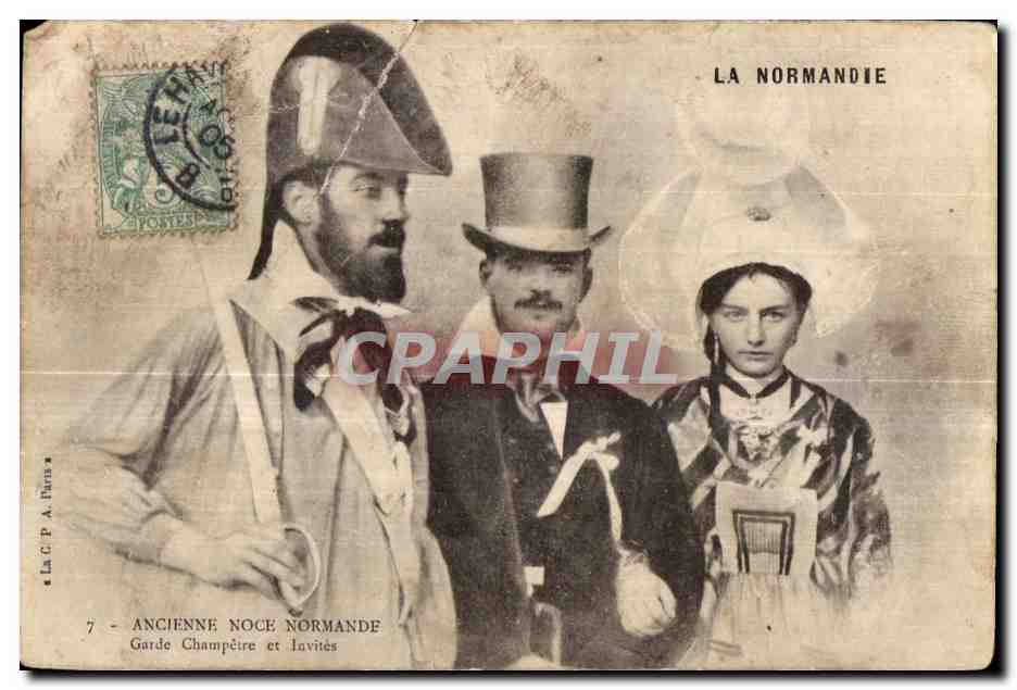 CPA Ancienne Noce Normande Garde Champuter et lnvites Folklore Costume