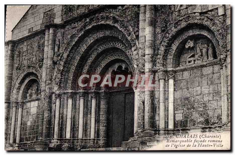 CPA Chalais (Charente) Remarquable facade romane de I eglise de la Haute Ville
