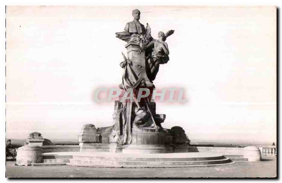 Monument à Victor Hugo — Paris — éditeur inconnu, n° de série non visible