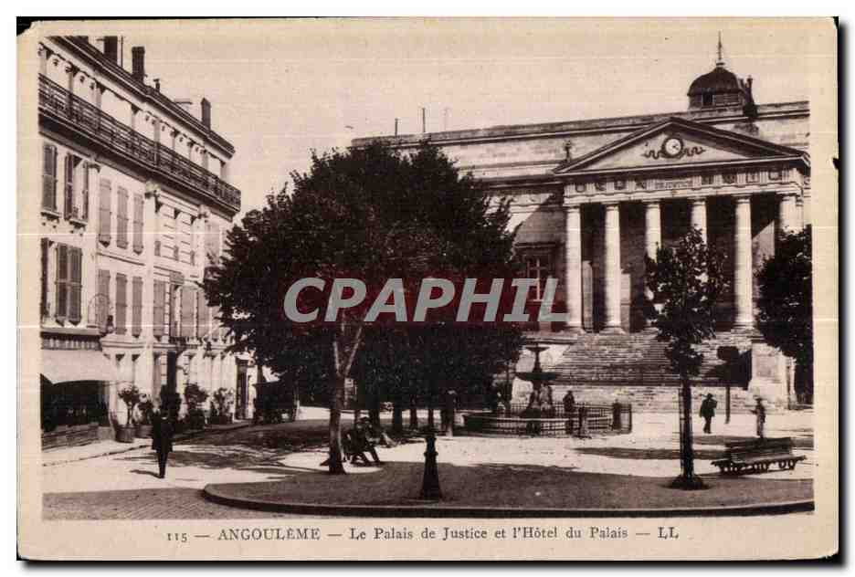 Angoulême — Le Palais de Justice et l'Hôtel du Palais — LL