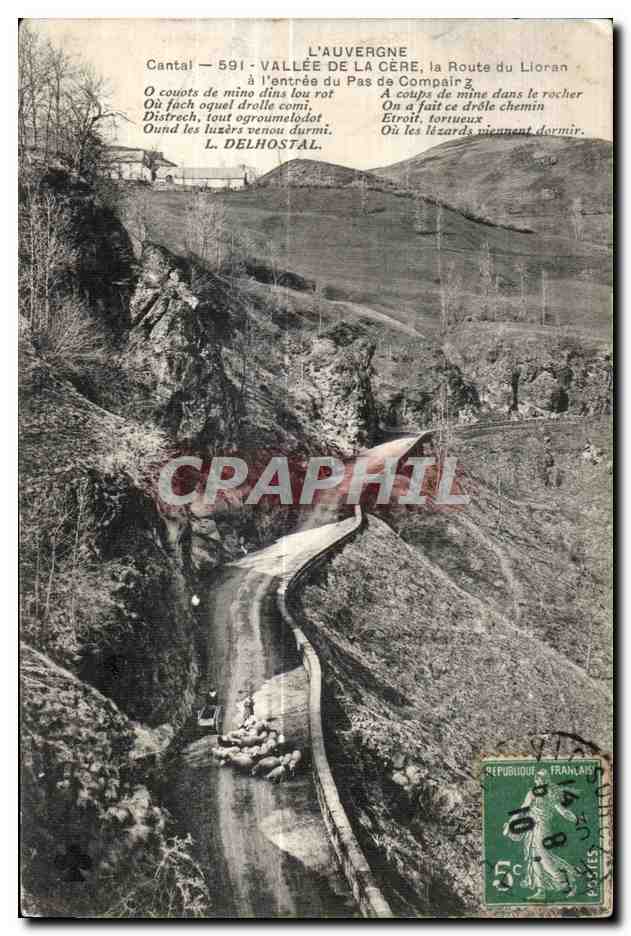 CPA L Auvergne Cantal Vallee De La Cere la Route du Lioran a I entree du pas de Compair