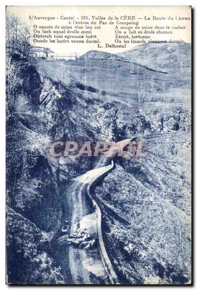 CPA L Auvergne Cantal Vallee De La Cere la Route du Lioran a I entree du pas de Compair