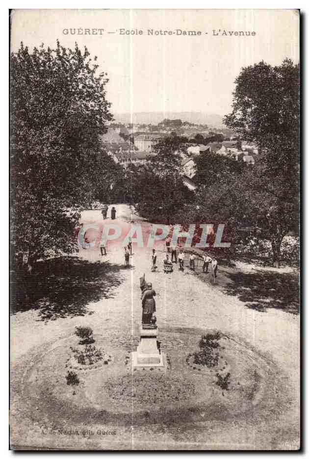 CPA Gueret Eooie notre dame L avenue Enfants (animee)
