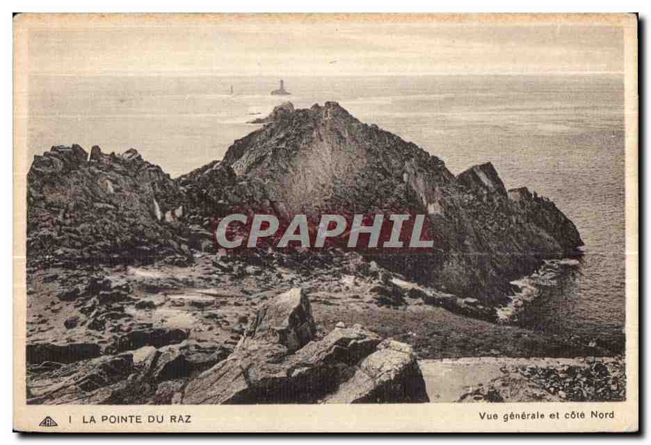 CPA La Pointe du Raz Vue generale et cote Nord