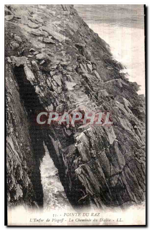 CPA Pointe Du Raz L Enfer de Plogoff La Cheminee du Diable