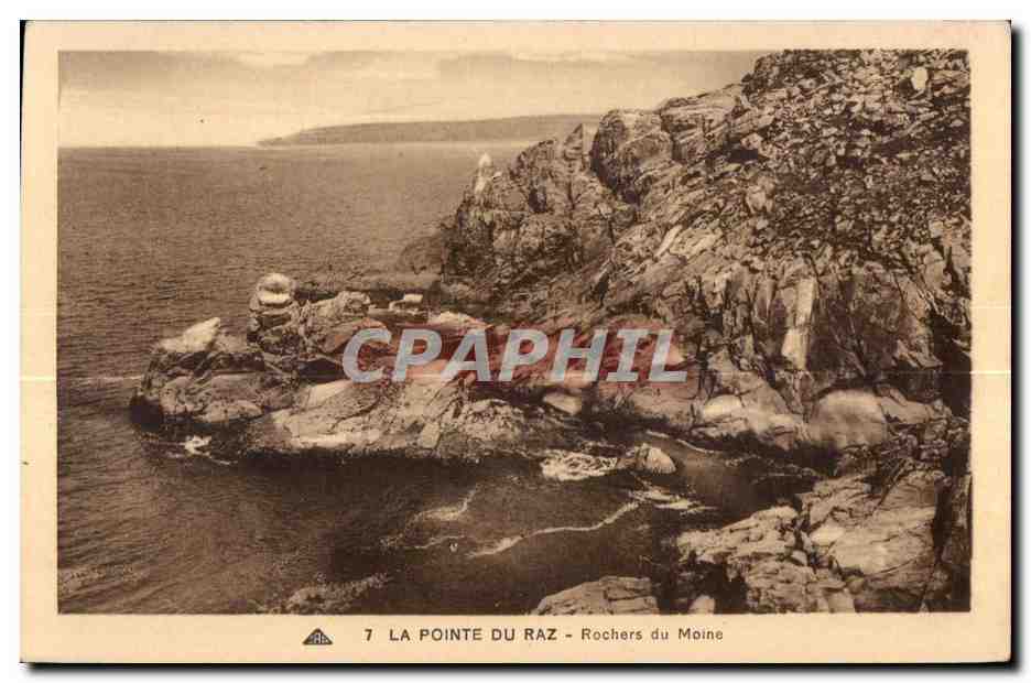 CPA La Pointe Du Raz Rochers du Moine
