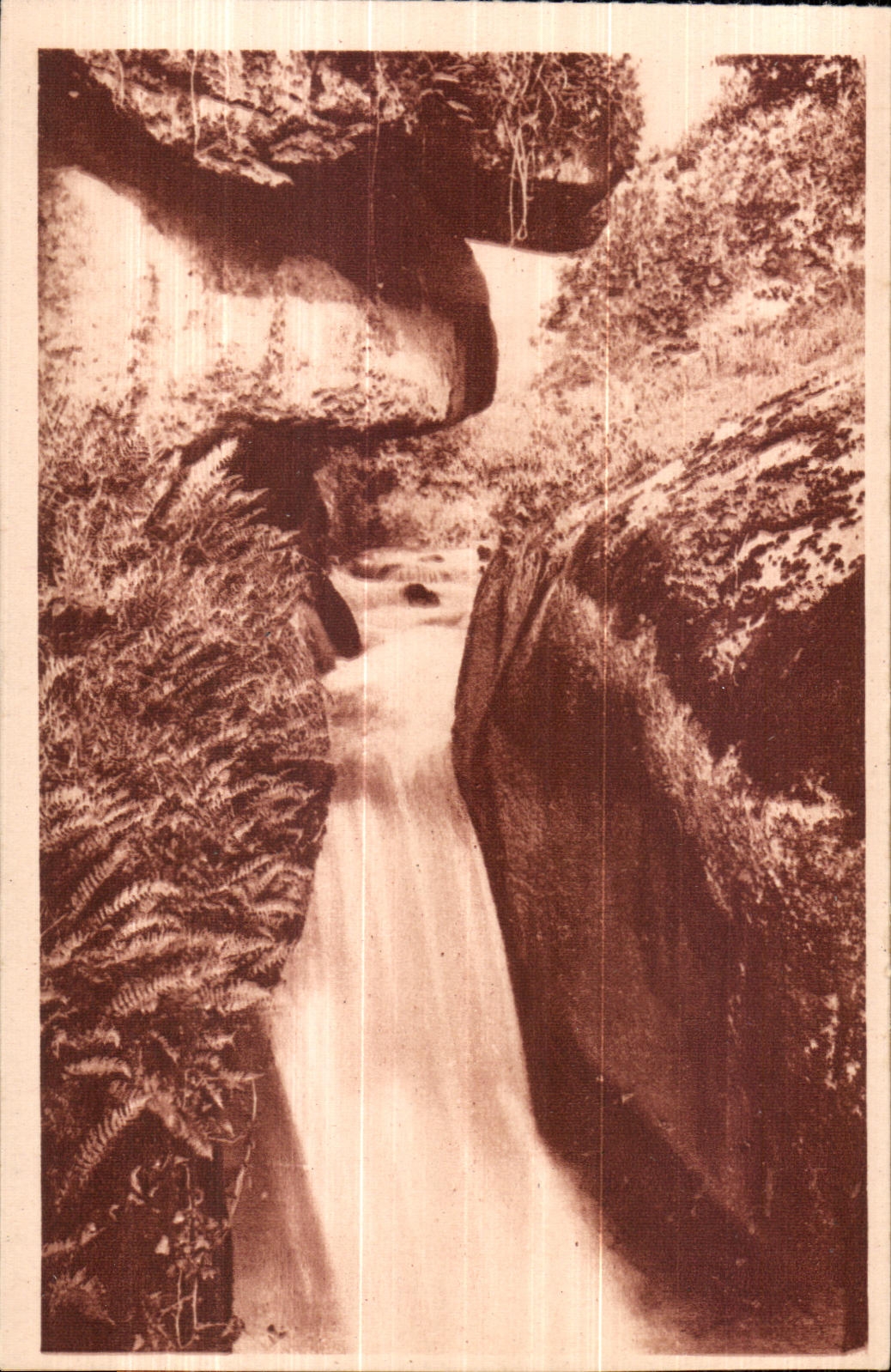 Le Huelgoat - Le Gouffre - CPA 
