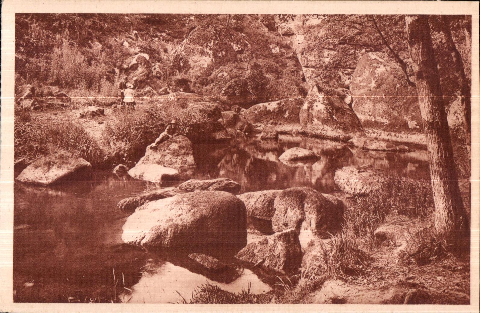 Le Huelgoat - Sortie du Gouffre - CPA 