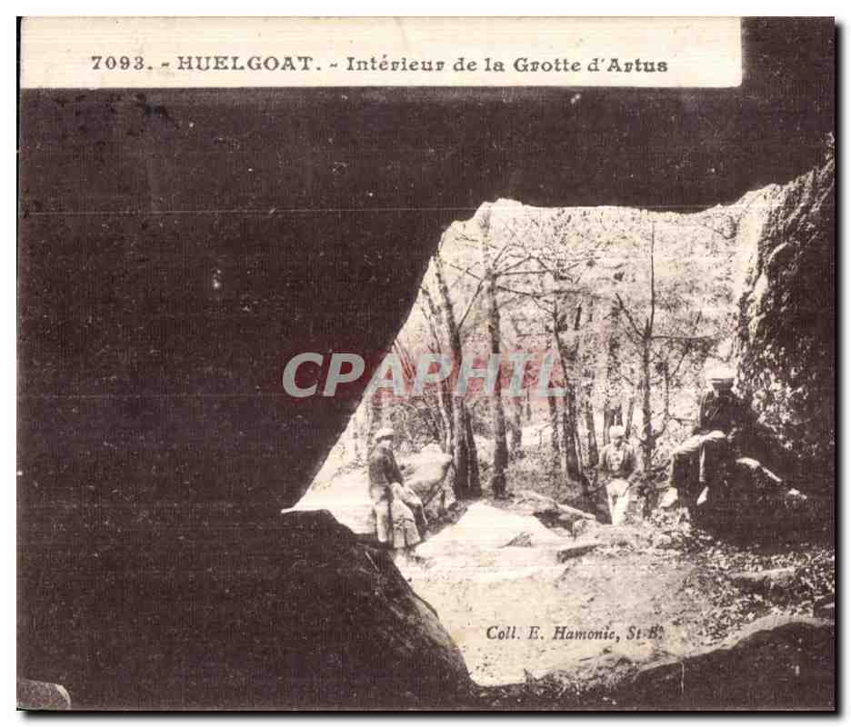 Le Huelgoat - Interieur de la Grotte d Artus - CPA 