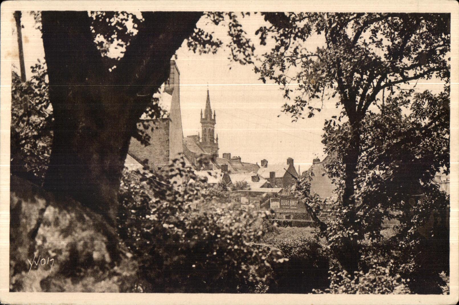 Huelgoat - Un Coin du Bourg - CPA 