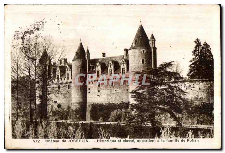Château de Josselin — Historique et classé, appartient à la famille de Rohan — J. Berthoux, 512