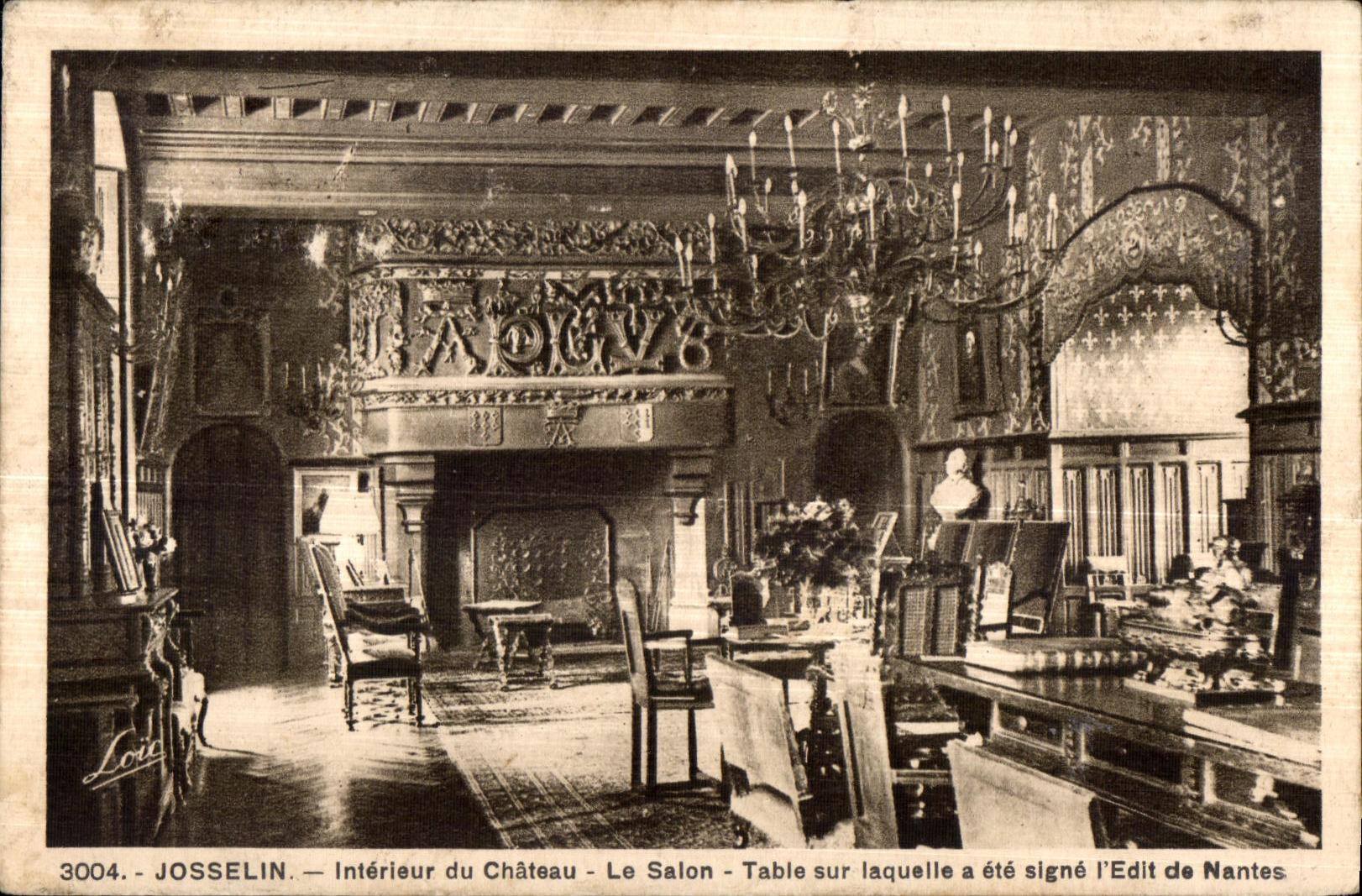 CPA Josselin Interieur du Chateau Le Salon Table sur laquelle a ete signe l Edit de Nantes
