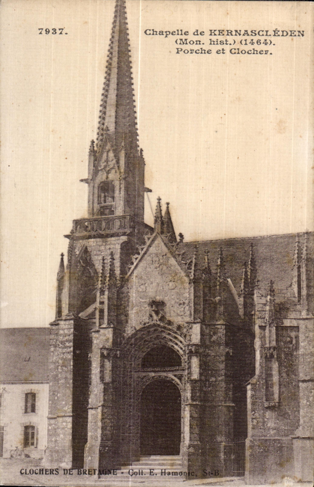 CPA Chapelle de Kernascleden (Mon hist) (1464) Porche et Clocher