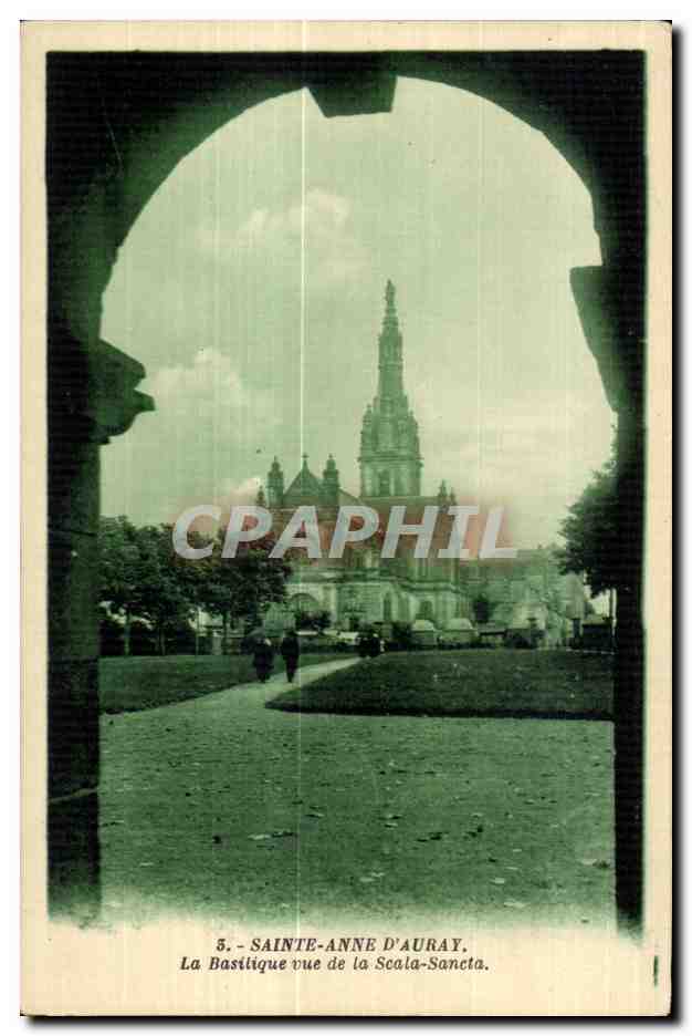 CPA Sainte Anne D Auray La Basilique vue de la Scale Sancta