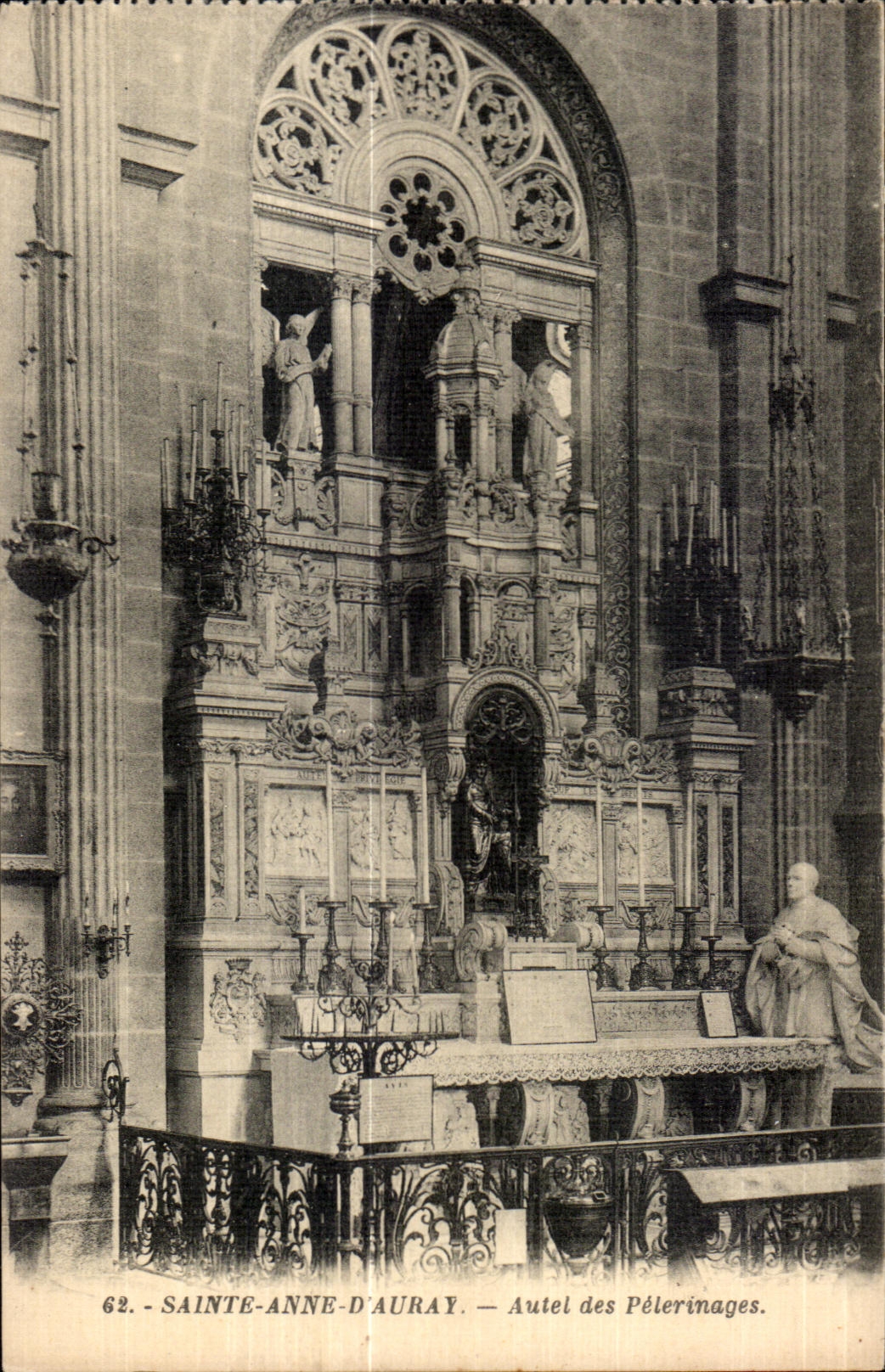 Sainte-Anne-d'Auray — Pilgrimage Altar — G. Ariaud, publisher Nantes