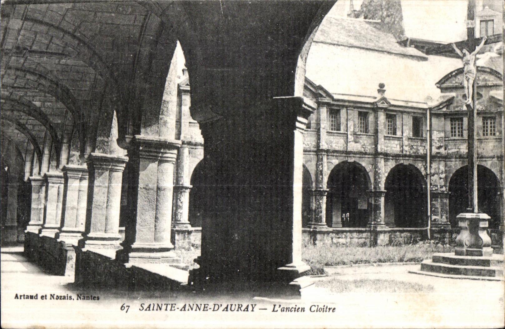 Sainte-Anne-d'Auray — L'ancien Cloître — Artaud et Nozais, Nancies 67