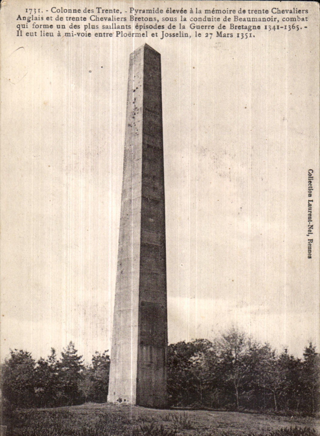 CPA Colonne des Trente Pyramide elevee a la memoire de trente Chevaliers Anglais et de trente Chevaliers Bretons sous la