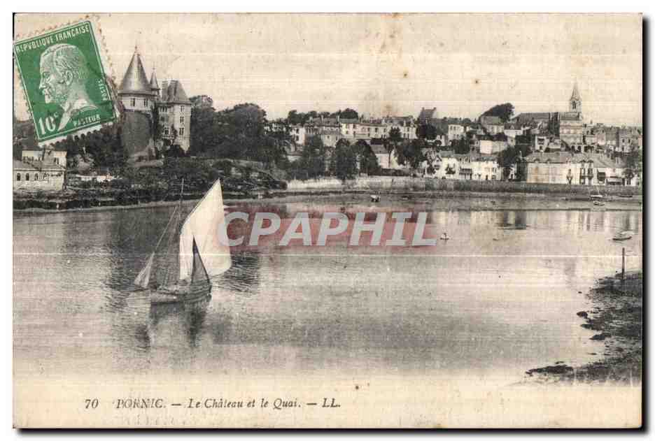 CPA Pornic Le Chateau et le Quai Bateau 